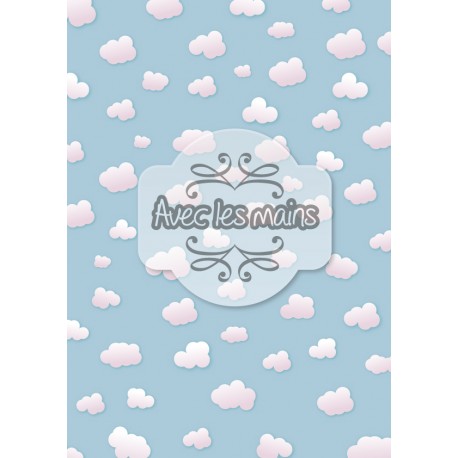 petits nuages roses sur fond bleu